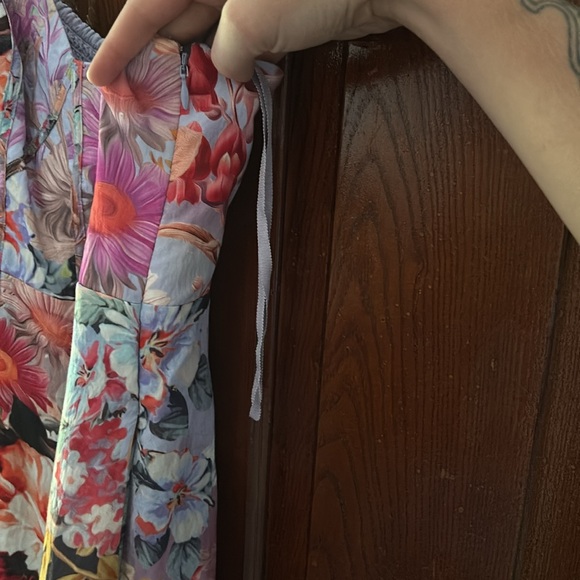 Floral corset midi dress with slit and adjustable straps - Picture 8 of 11